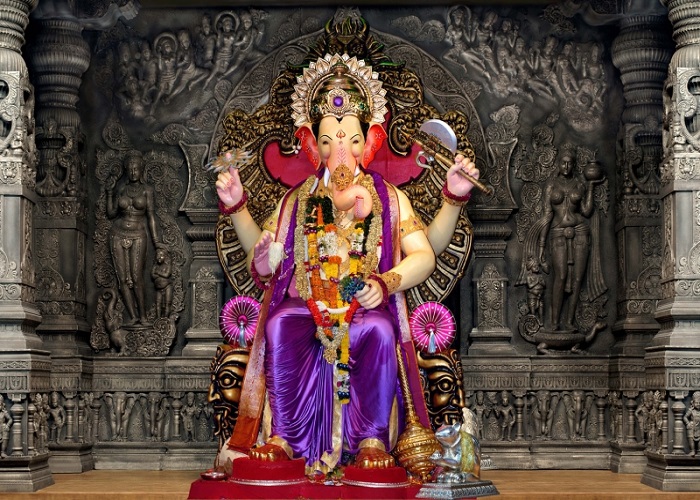 Ganesh Chaturthi 2017 Lalbaugcha Raja And 4 Other Famous Ganesh Idols 