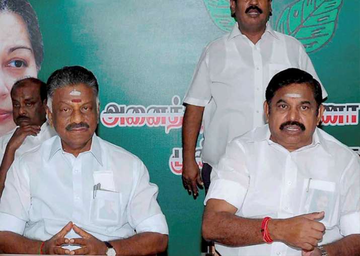 Jaya TV backs AIADMK leader Dhinakaran's camp, slams CM