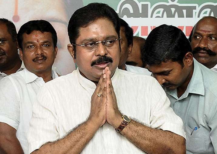 AIADMK crisis: Dhinakaran faction files caveat in EC as rivals move to  stake claim to 'two leaves' symbol | National News – India TV