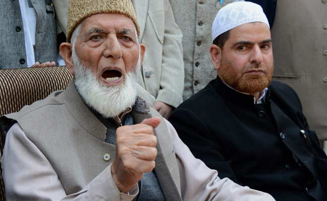 NIA questions Hurriyat chief Geelani’s sons Naeem and