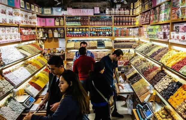 India replaces China as world's leading retail destination