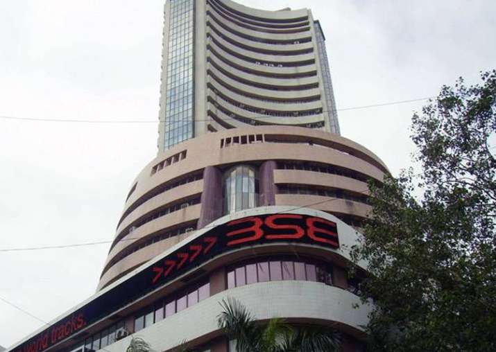 Sensex closes on higher note, climbs 276 points to breach