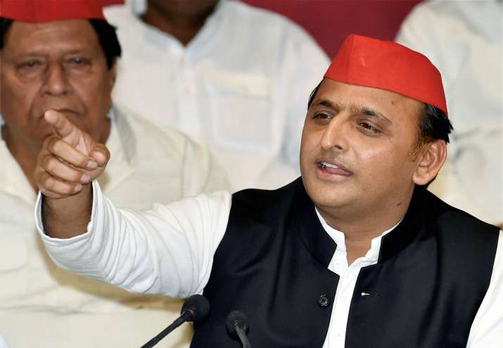 Akhilesh Yadav makes light of Yogi Adityanath's Taj mahal
