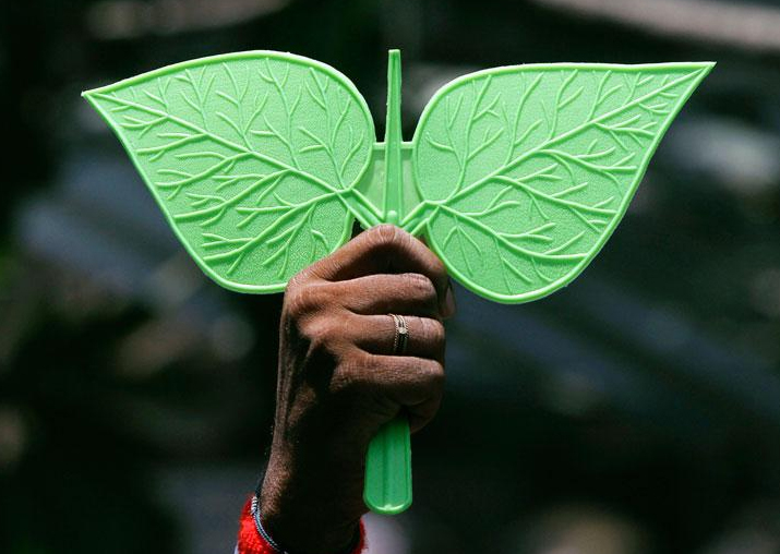 AIADMK symbol case: EPS-OPS faction opposes Sasikala camp's