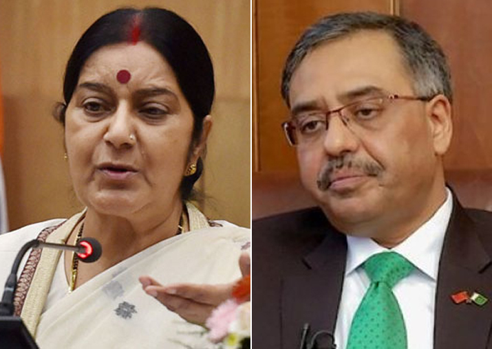 Pak envoy meets with Sushma Swaraj, no discussion on
