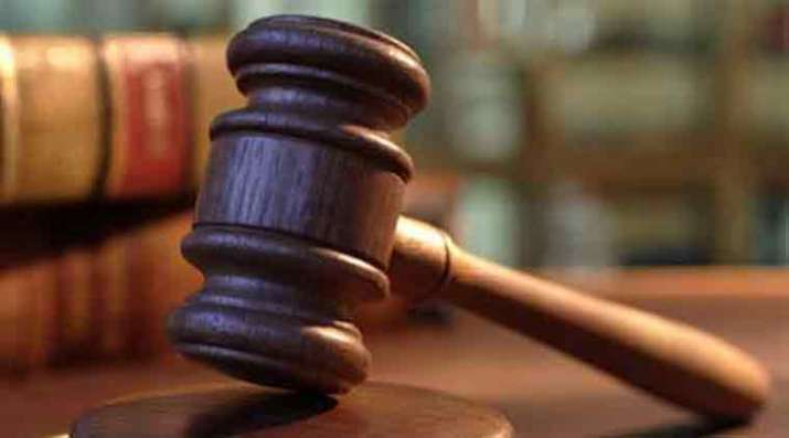 Law panel recommends life term against govt officials for