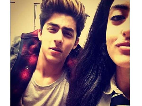 Did Navya Nanda comment 'yuck' on Aryan Khan's photo? | Celebrities