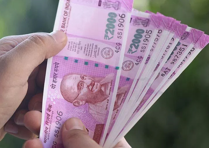 Did RBI have authority to issue Rs 2,000 and Rs 200