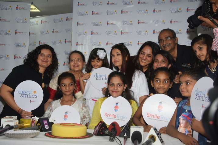 India Tv - Aishwarya Rai Bachchan at charity