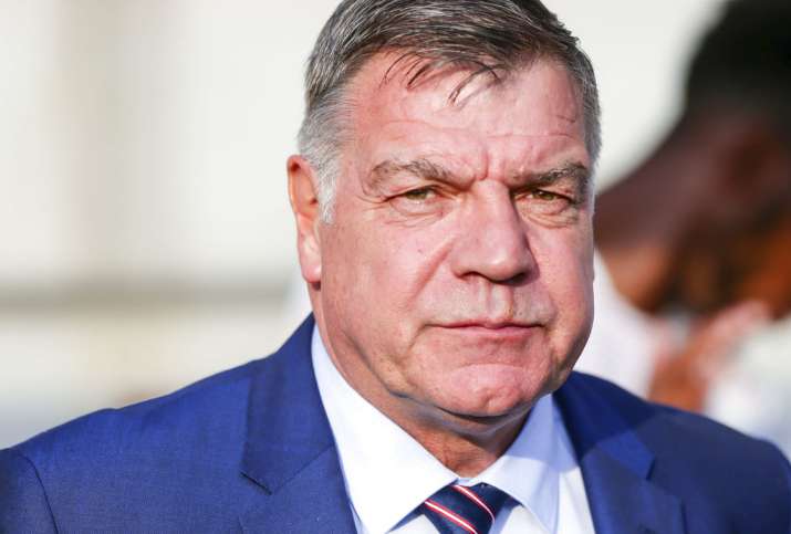 If Players Are Scared They Won T Be Able To Perform Sam Allardyce Football News India Tv