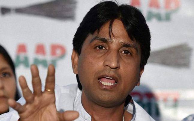 Kumar Vishwas talks of return of Prashant Bhushan, Yogendra
