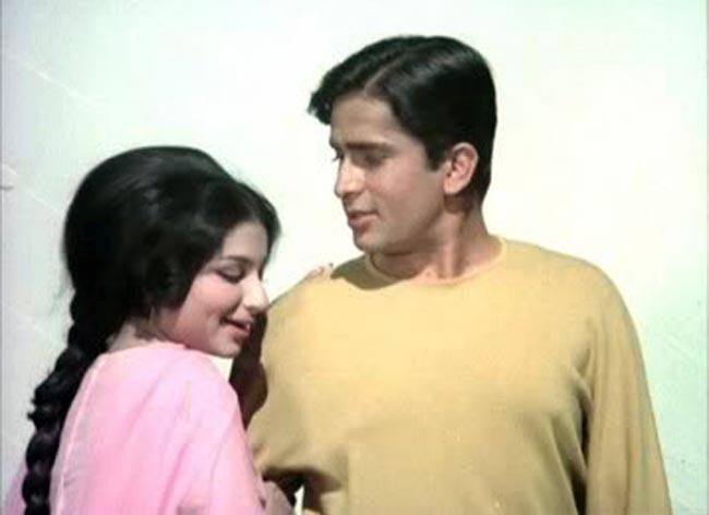 Shashi Kapoor was most handsome man I had seen: Sharmila