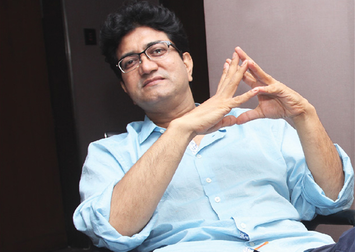 Padmaavat row: Karni Sena warns Prasoon Joshi against