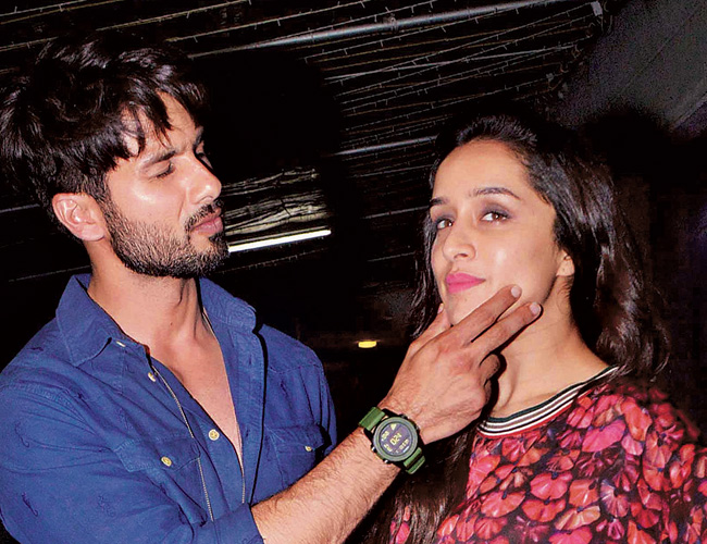 Shraddha Kapoor and Shahid Kapoor to come together for Batti Gul Meter