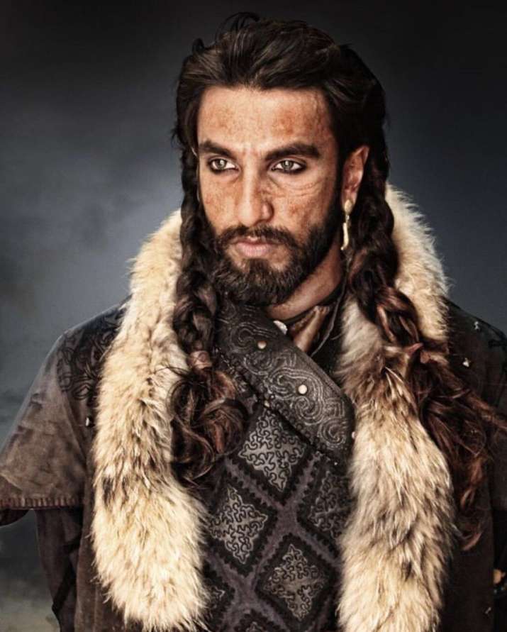 Padmaavat star Ranveer Singh looks deadly as Alauddin Khilji in this