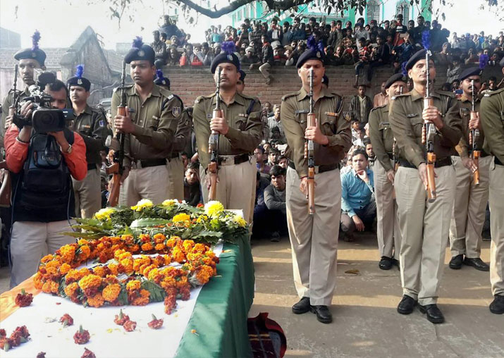 CRPF personnel pay gun salute to Constable Mujahid Khan,