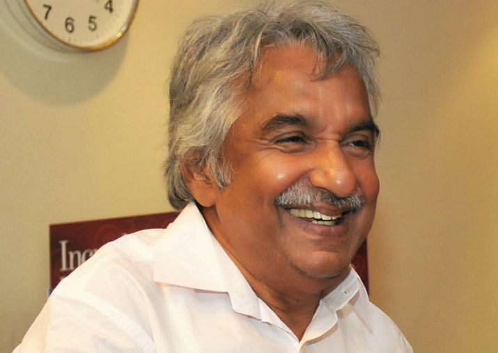 Kerala HC quashes FIR against Oommen Chandy, others in