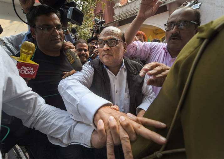 Rotomac Pens owner Vikram Kothari exits after being