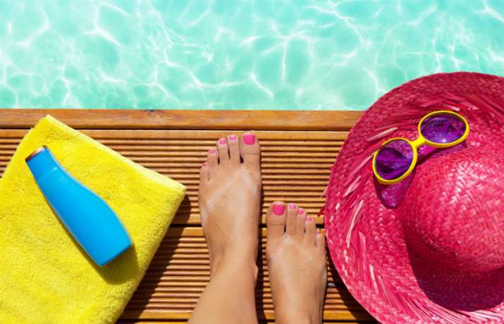Expert tips to protect your feet from harmful sun rays