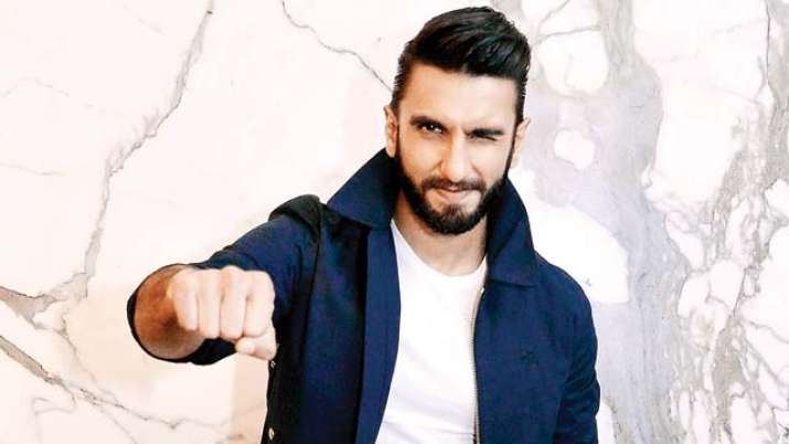 Ranveer Singh charges this whopping amount for 15 minutes performance