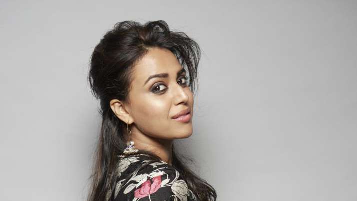 Swara Bhaskar hopes fans don't judge her for web series The Story | Web