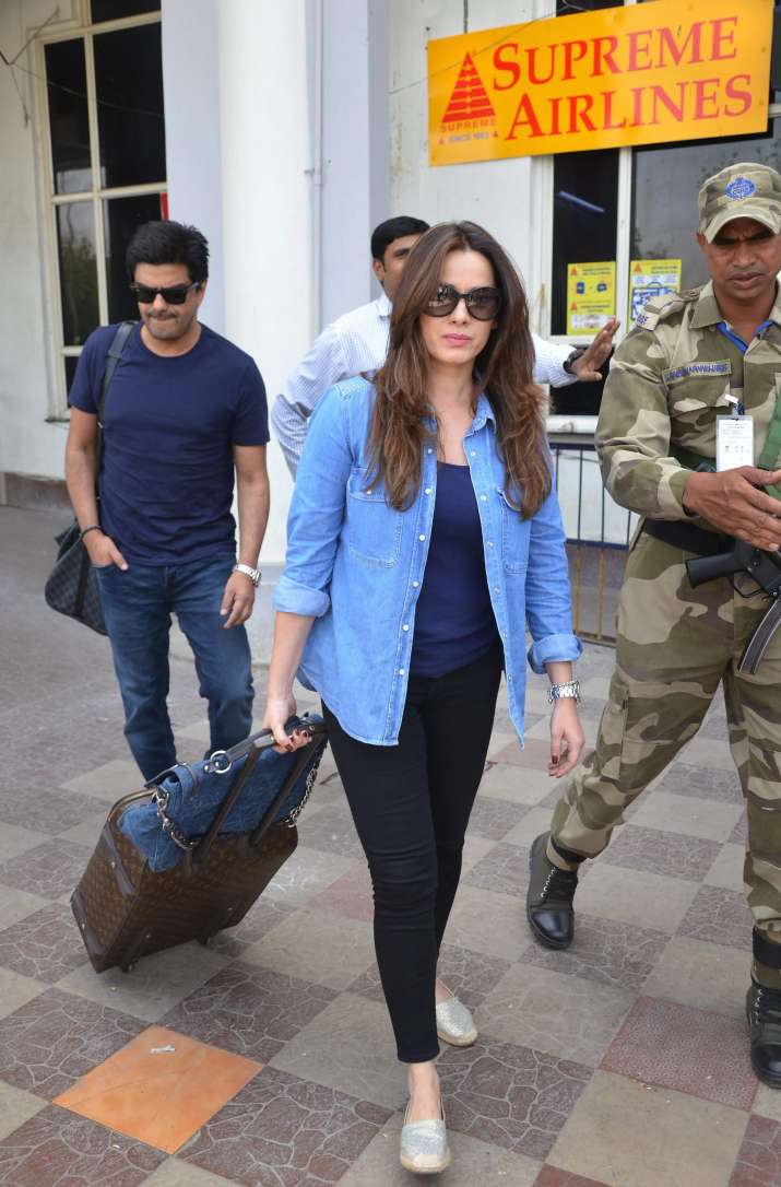 India Tv - Jodhpur: Film actress Neelam leaves Jodhpur airport to appear in the chief judicial magistrate court in the 1998 Blackbuck hunting case, in Jodhpur on Wednesday.