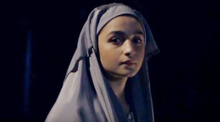 Raazi: Alia Bhatt as Sehmat looks impressive in this teaser, trailer to ...