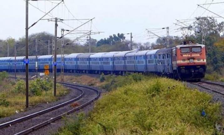 Rail bogey turns into maternity ward in Uttar Pradesh | India News ...