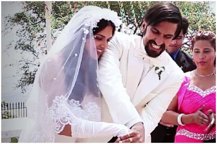 Deepika Padukone And Ranveer Singh S Wedding Rumours Surface Twitter Is Not Buying It Celebrities News India Tv