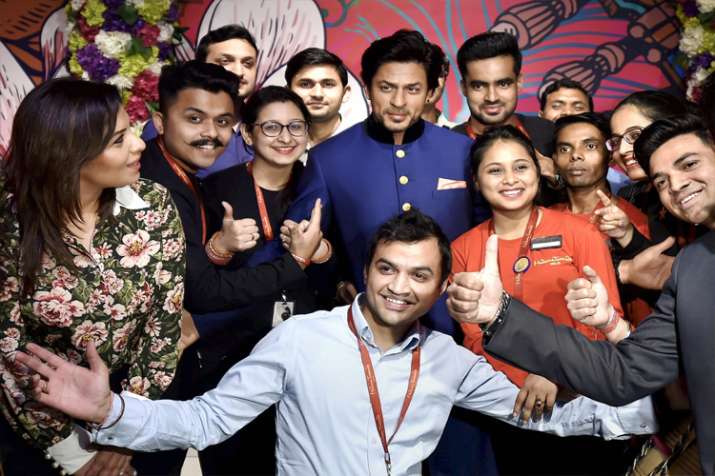 India Tv - Shah Rukh Khan's wax statue unveiled at Madame Tussauds Delhi