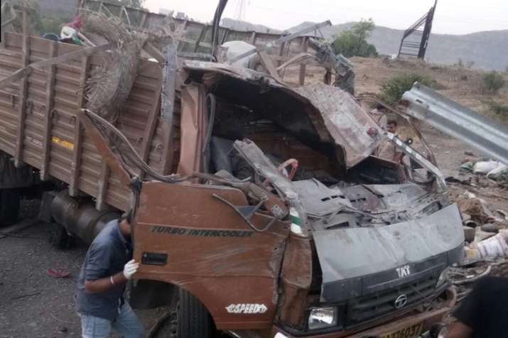 17 killed, 15 injured as speeding truck overturns in