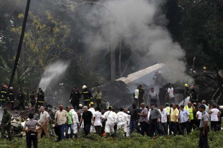 India Tv - Over 100 dead after Boeing 737 crashes shortly after take off from Jose Marti airport in Cuba's Havana, 3 said to survive
