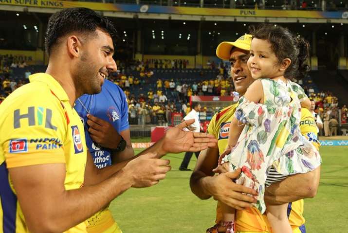 India Tv - CSK pacer meets Dhoni and his daughter Ziva.