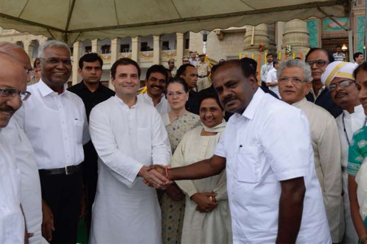Kumaraswamy sworn in as Karnataka CM amid 'anti-BJP'
