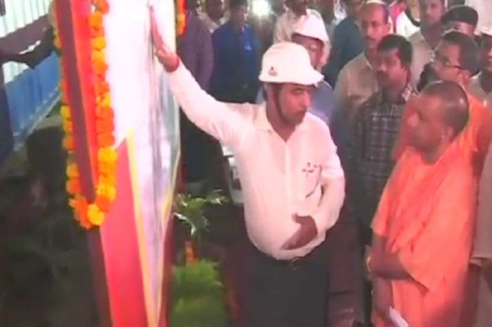 CM Adityanath made a surprise visit to the