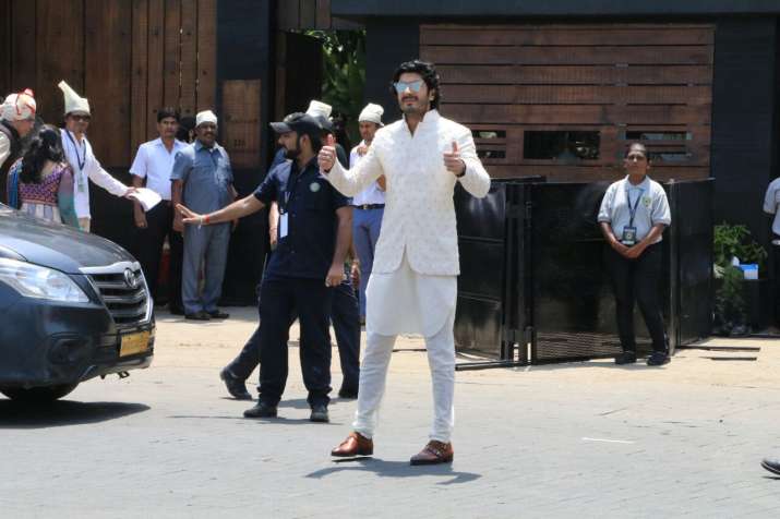 India Tv - Cousin Mohit Marwah arrives for Sonam Kapoor's Anand Karaj. 