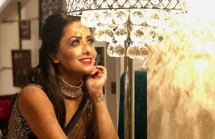 Naagin 3 actress Anita Hassanandani hits 3 million marks on Instagram