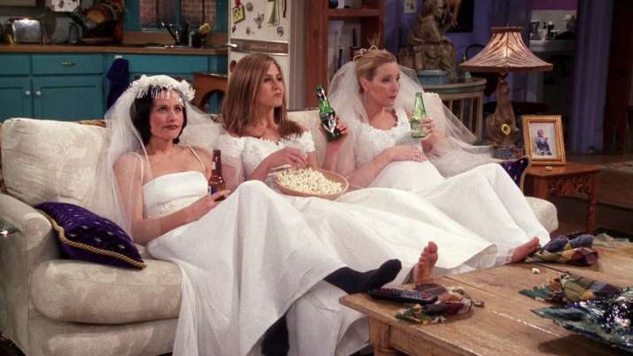India Tv - Jennifer Aniston will be Courteney Cox's Maid-of-Honor