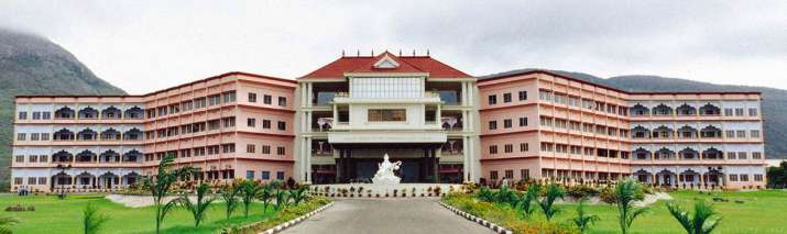 India Tv - List of Top 10 Universities in India