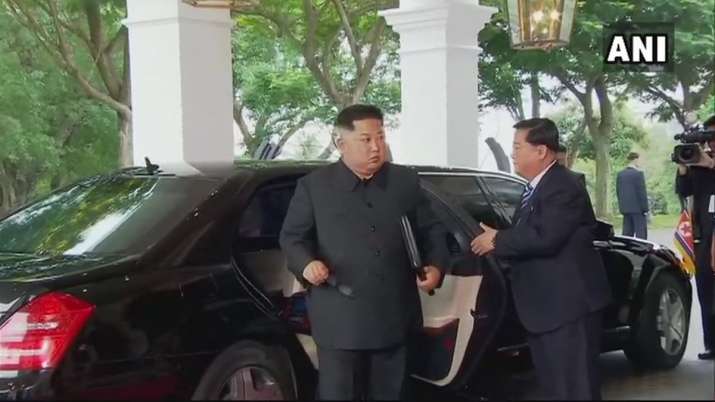 India Tv - Kim Jong Un's convoy arrives on island