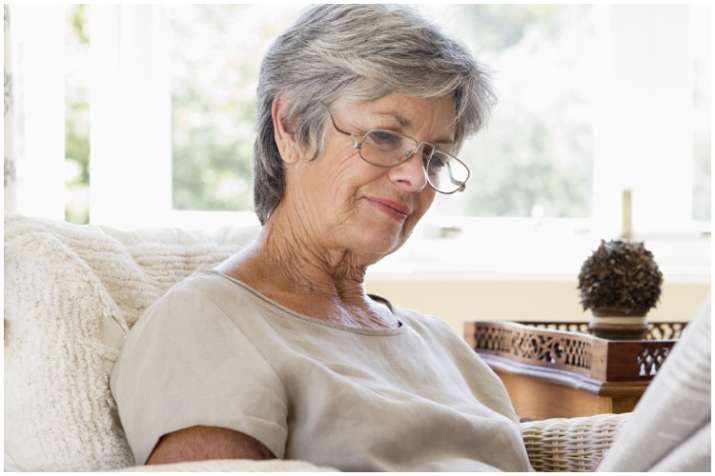 Worsening vision linked to cognitive changes in older