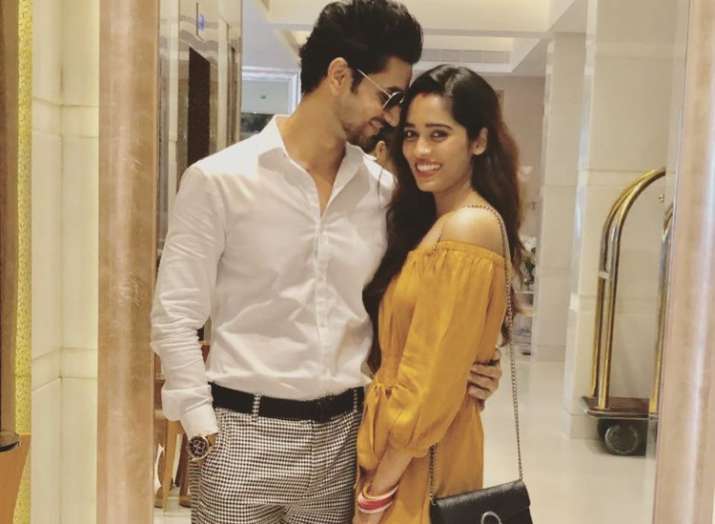 Neha Saxena decorates husband Shakti Arora’s room with stickers on