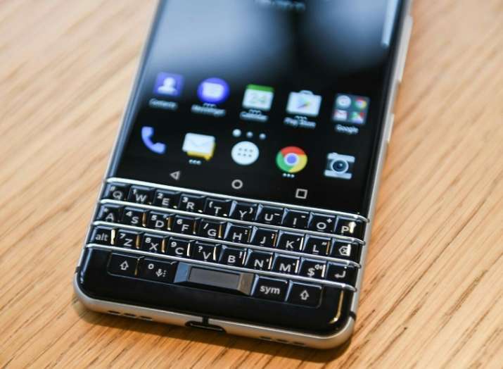 Blackberry To Make A Comeback With 5g Smartphone In Early 2021 Technology News India Tv
