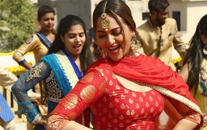 Happy Phirr Bhag Jayegi Review: Sonakshi Sinha, Jimmy ...