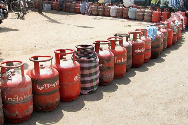 Ioc Hikes Lpg Cylinder Price By Rs 59 Subsidised Gas To Cost Rs