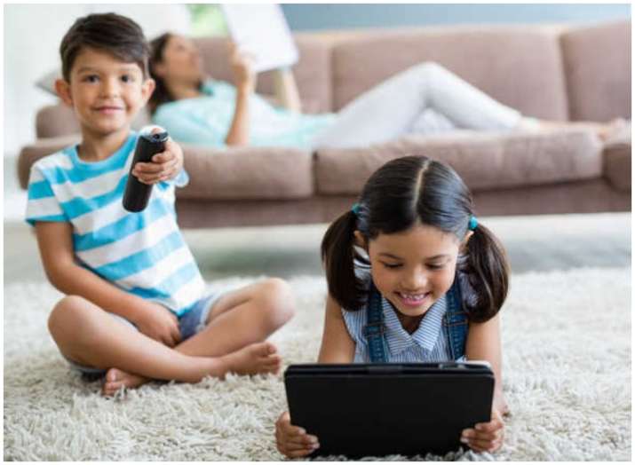 Limiting children's screen time linked with healthy lifestyle and  apprehension skills | Lifestyle News – India TV