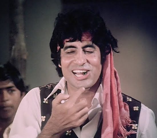 amitabh bachchan sharabi geet