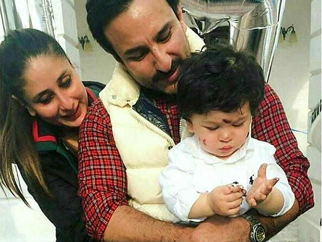 Kareena Kapoor Khan And Saif Ali Khan Request Paparazzi Not To Photograph Baby Taimur Here S Why Celebrities News India Tv