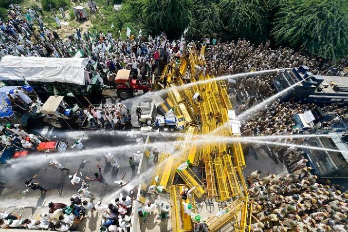 India Tv - Protesting farmers clash with police and UP border on Oct 2. (PTI Photo)
