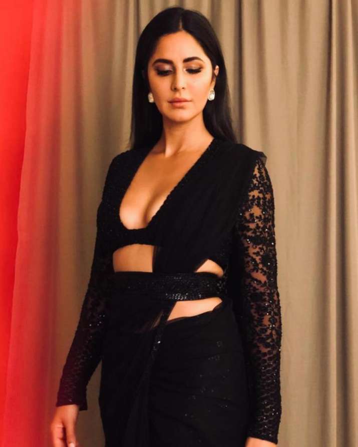 India Tv - Katrina Kaif is a vision in black as she gets ready for Shah Rukh Khan's Diwali party 